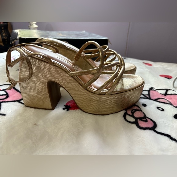 Vizzano Veva Gold  Chunky Heels - Picture 1 of 12